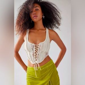 Urban Outfitters cream cropped lace tank top size M